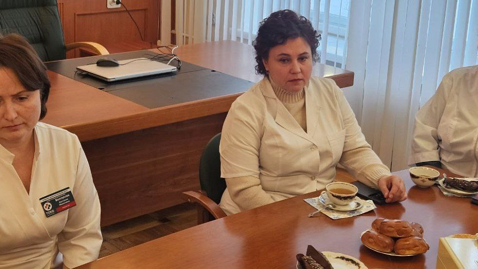 Встреча министра здравоохранения Тульской области и врио главного врача с сотрудницами областной больницы, чьи близкие принимают участие в СВО