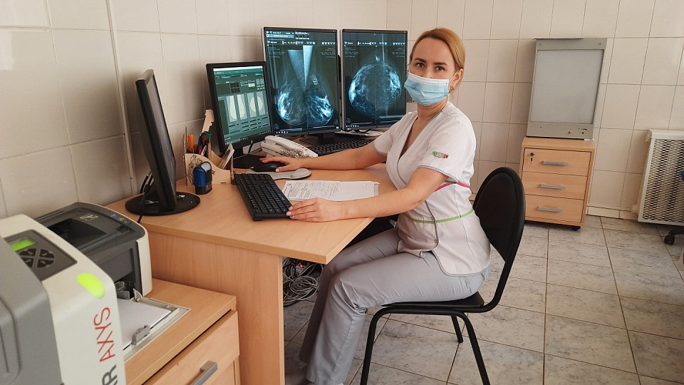 Жители Тульской области смогут получить консультации онколога-маммолога 