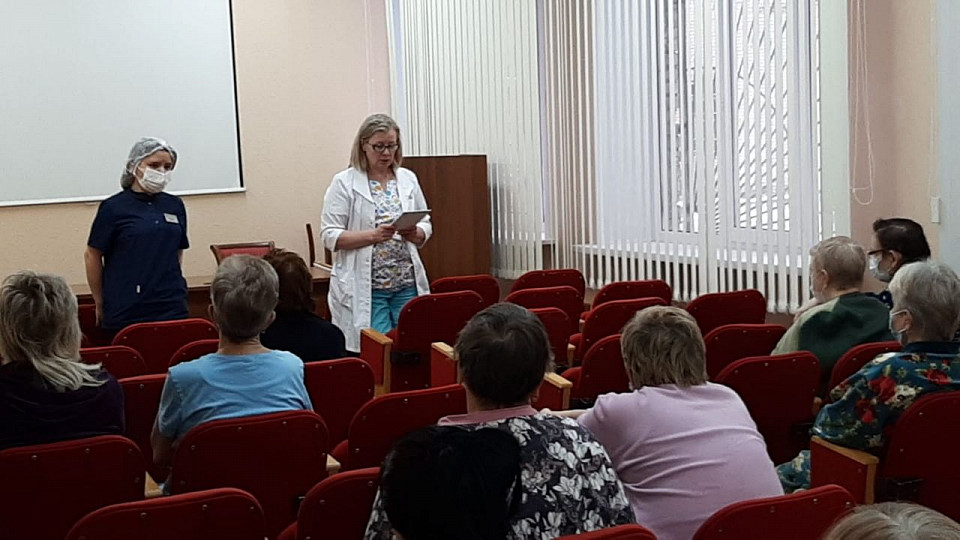 Ю.М. Трошкина провела лекцию по здоровому питанию пациентам с заболеваниями ЖКТ