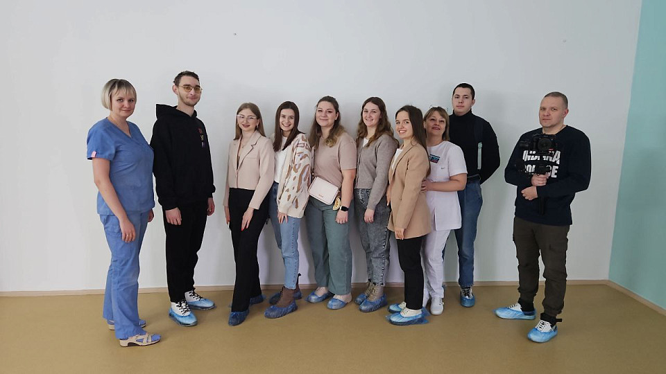 Студенты мединститута ТулГУ отметили День студента в областной больнице